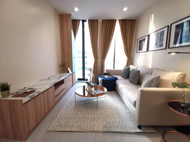 Condo for rent Noble Ploenchit 2bedroomsf 10th77Sqm