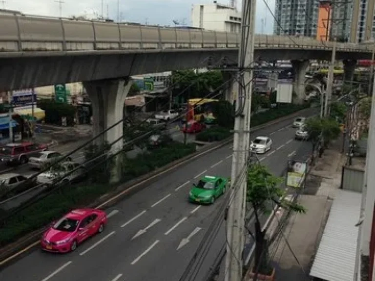 ขายด่วนๆ 8000000 อาคารพาณิชย์ 2 คูหา ติดถนนสุขุมวิท ปากซอย สุขุมวิท 48-2