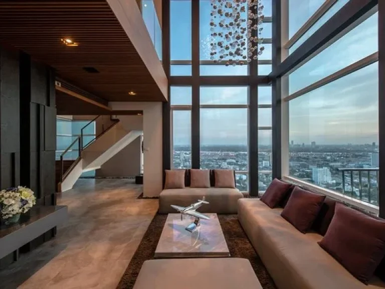 ขายด่วนคอนโดฟูลเลอตัน Fullerton 294 ตรม 3 ห้องนอน 4 ห้องน้ำ ราคา 599 ล้านบาท Penthouse 3 ชั้น