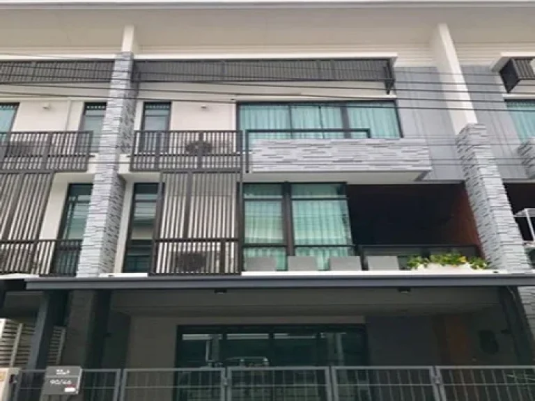 เช่า FOR RENT PLEX BANGNA KM5 3 beds 4 baths 22 Sqw40000 CLOSE MEGA BANGNA