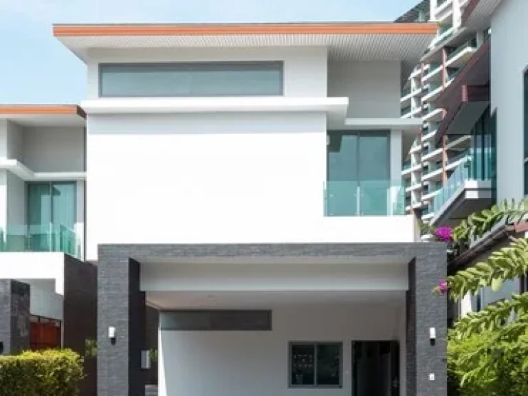 ขายด่วน Pool villas ติดทะเล 455 ตรม casalunar paradiso บางแสน ชลบุรี 4 นอน 5 น้ำ มีสระส่วนตัว