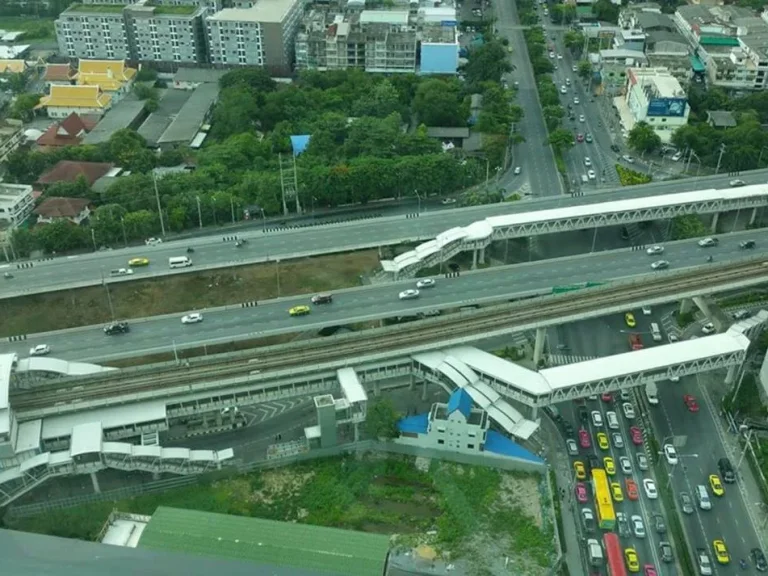 ขายดาวน์ด่วนๆ ถูกๆ คอนโด Whizdom Station Ratchada-Thapra