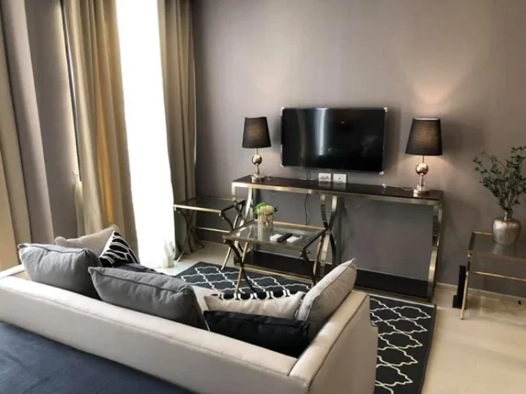 For rent Noble Ploenchit 1 bedroom 1 bathroom