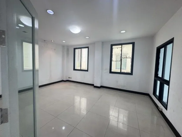 โฮมออฟฟิศ home office รีเจ้นท์ รัชดา ซ สหการประมูล 550 sqm