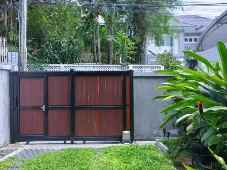 ขายบ้านเอกมัย 10 ปรีดี 25 สุขุมวิท 71 House sale Ekkamai