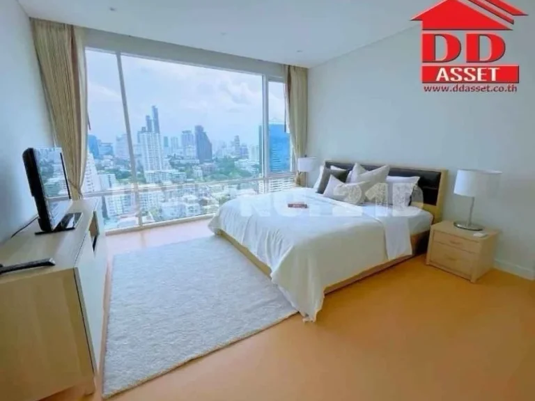 For Rent Fullerton Sukhumvit near BTS Ekkamai ให้เช่า คอนโด