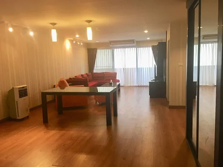 ให้เช่า ห้องใหญ่พื้นที่เยอะ แบบ 1 ห้องนอนที่คอนโด Casa Viva เอกมัย For Rent A Newly Renovated Spacious 1 Bed Unit at Casa Viva- Ekamai