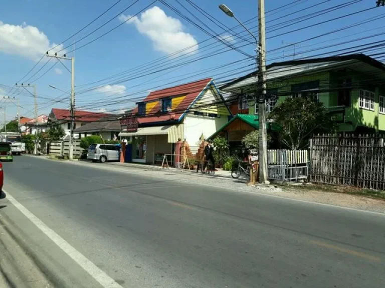 ที่ดิน พร้อมสิ่งปลูกสร้าง ร้านอาหารเดิม แหล่งท่องเที่ยว ร้านอาหาร ที่พัก นักท่องเที่ยว ทำเลดี หน้าติดถนนหลักรอบเกาะเมือง อยุธยา ใกล้ รพอยุธยา