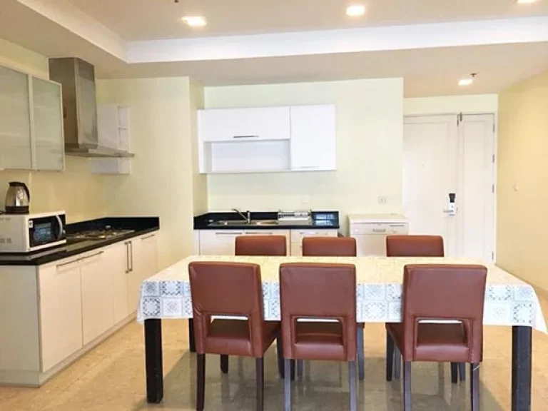 เช่าด่วน คอนโด Nusasiri Grand Condomium ห้องกว้าง แบบ 2 ห้องนอน For Rent A Spacious 2 Bed Unit at Nusasiri Grand Condomium