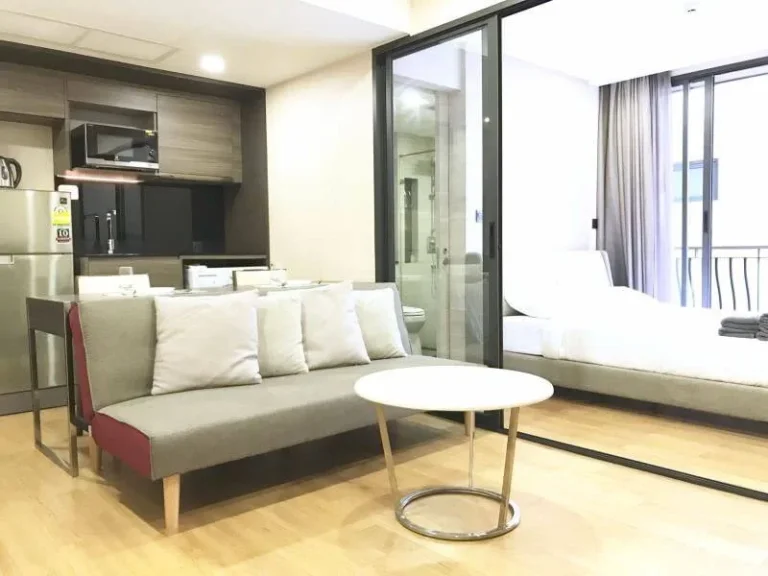 For Rent Klass Langsuan 1 bed 1 bath 35 sqm with fully furnished