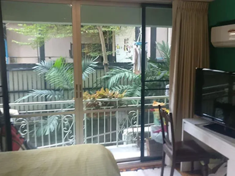 คอนโด Layout ไม่เหมือนใคร พื้นที่กว้าง แบบ 2 ห้องนอน ที่ สุขุมวิท 41 A Spacious 2 Bedroom Unit with Unique Layout and Plenty of Storage in Sukhumvit 4