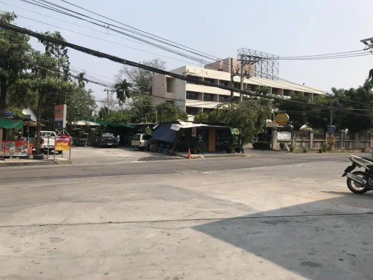 ขายที่ดิน 1 ไร่ ใกล้ถนนใหญ่และสถานีรถไฟฟ้าบางกระสอ เดินทางสะดวก ออกได้ทั้งรัตนาธิเบศร์-ติวานนท์-สนามบินนํ้า