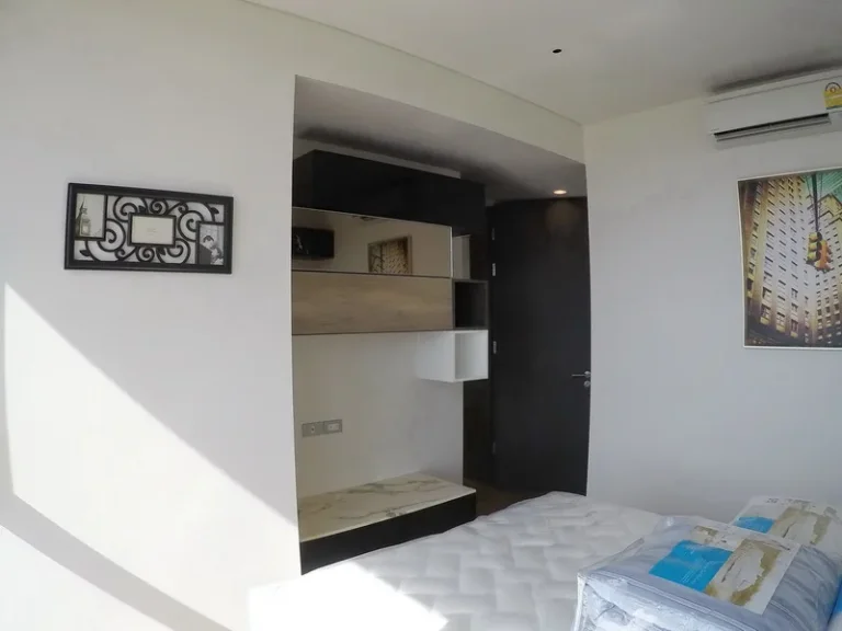 Condo for rent at The Lumpini 24 39 sqm 1 Bedroom 1 Bathroom