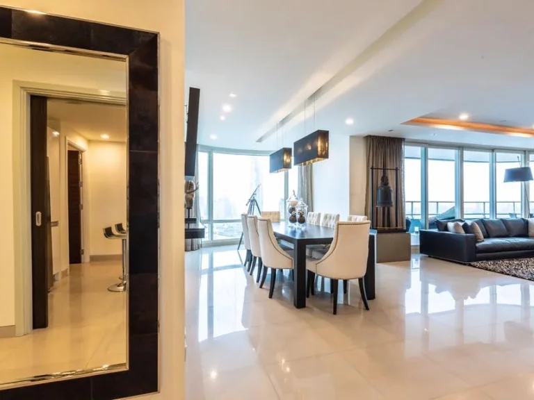 FOR SALE Watermark Chaophraya River CONDO - ROOM LUXURY INCLUDE FURNITURE NEAR ICONSIAM BTS SAPHAN TAKSIN - RIVER VIEW - HIGH FLOOR