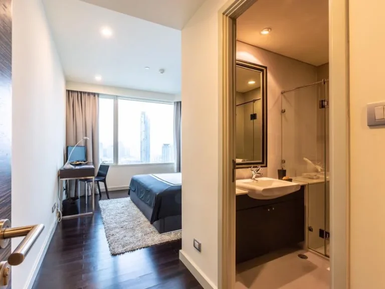 FOR SALE Watermark Chaophraya River CONDO - ROOM LUXURY INCLUDE FURNITURE NEAR ICONSIAM BTS SAPHAN TAKSIN - RIVER VIEW - HIGH FLOOR