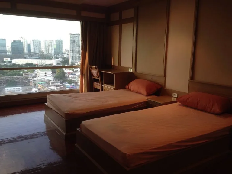 For sale duplex unit 2 bedsroom 3 bathroom soi ladprao 8