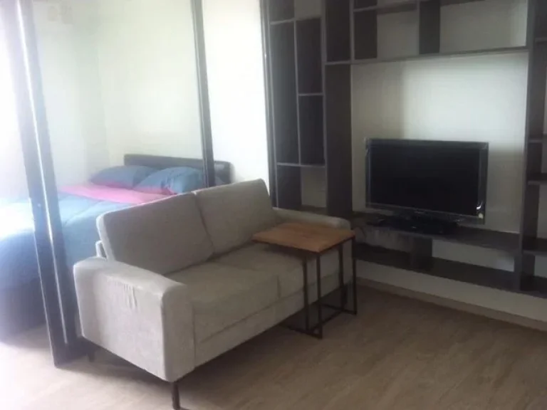 Bedroom for rent near BTS Ploenchit Maestro 02 The Luxury Condominium