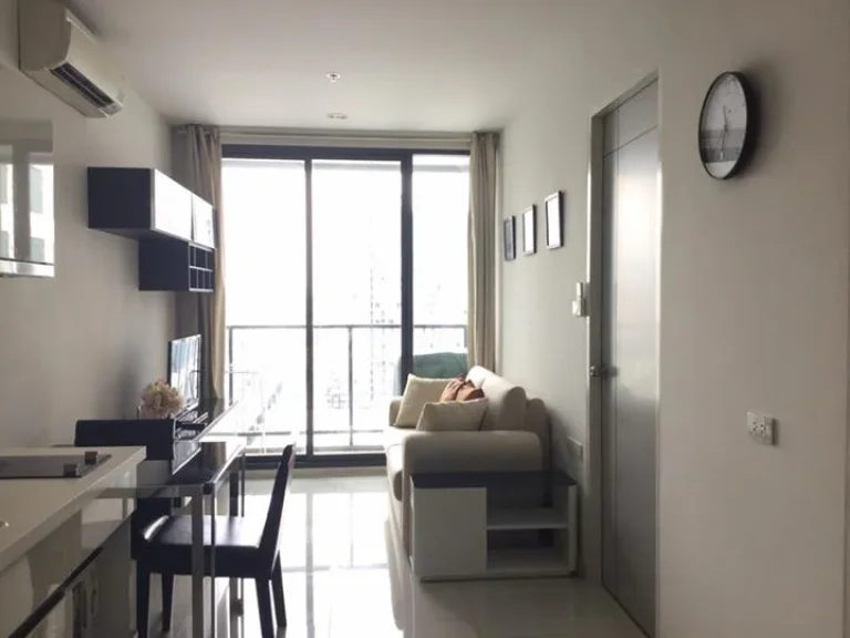 The President Sukhumvit Condo 35 Sqm 1 Bedroom All built-In Fur