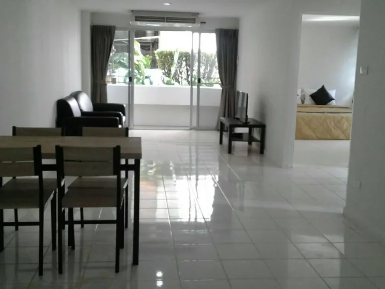 CR00423Room For Rent Water Ford Rama 4 Condominium 18000THBmonth