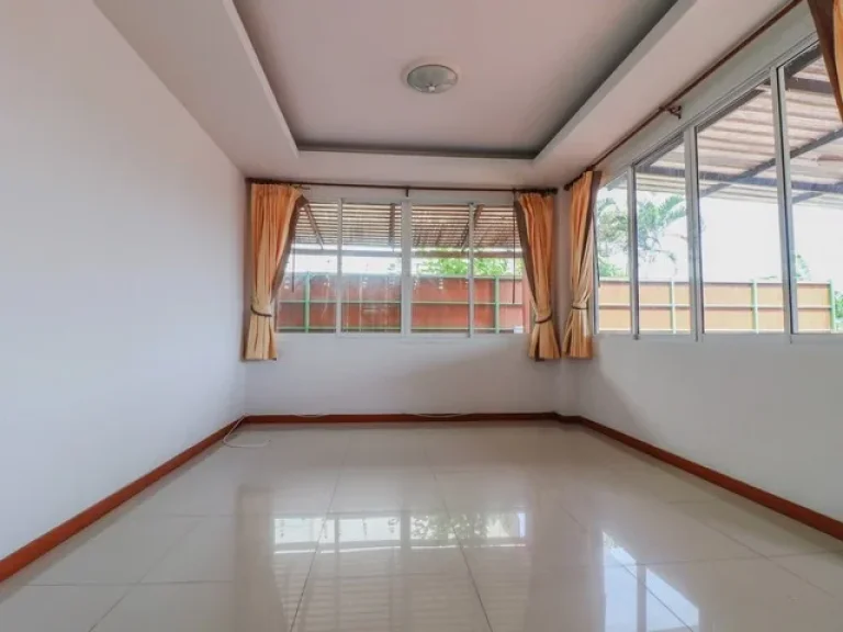 Selling house 2nd Floor Srinakarin Sriracha Na Prao Surasak