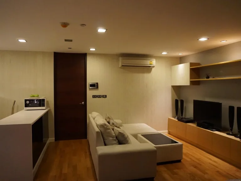 For rent 2 bedsroom at Quad Silom near BTS Chongnonsi 