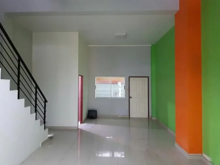 For Rent Home Office ใกล้ห้างซีคอนสแควร์ เพียง 600 เมตรเท่านั้น 