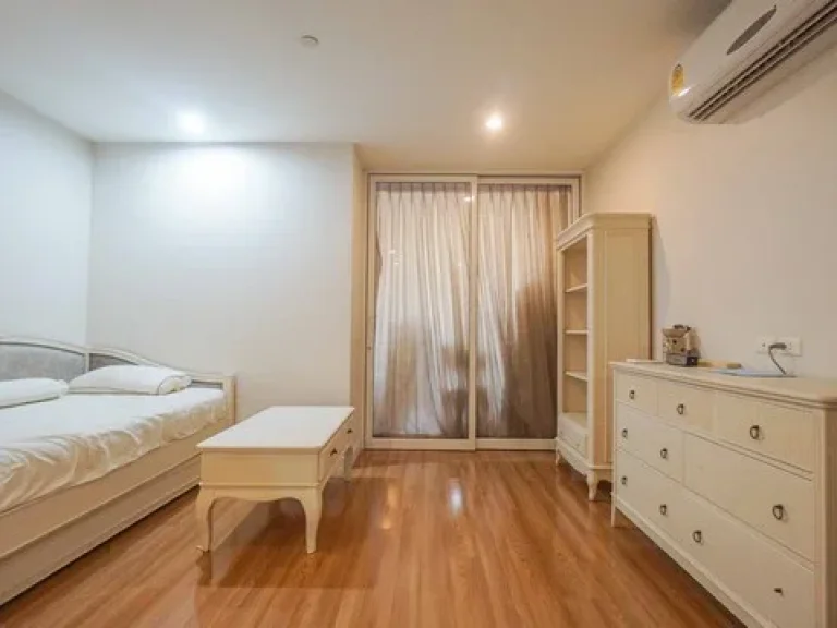 ขายถูก สุดคุ้ม ขายพร้อมผู้เช่า คอนโด จามจุรี สแควร์ Residence ติดรถไฟฟ้าสามย่าน เดินทะลุจุฬาได้เลย 61 ตรม ชั้น 10 พร้อมอยู่