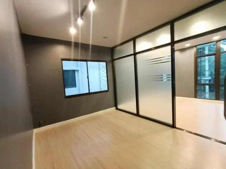 ขาย โฮมออฟฟิตสวย Plex Bangna 3 ชั้น 25 ตรว บางนา กม 5 เหมาะสำหรับทำสำนักงาน