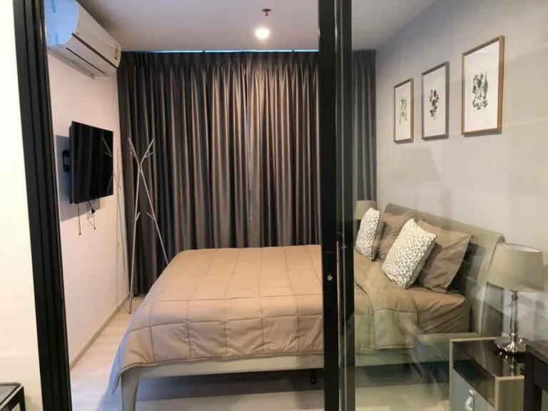 Life Asoke Room for rent