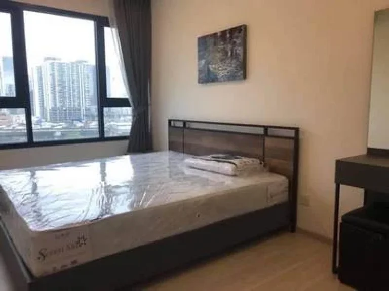 For Rent Life Asoke ห้องมุม ทิศเหนือ หันไปทางวิวพระราม 9 super tower ห้องไม่ร้อน