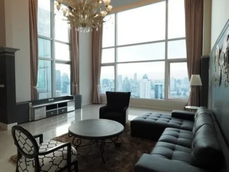 For rent Circle Condominium 4 bedrooms 4 bathrooms 