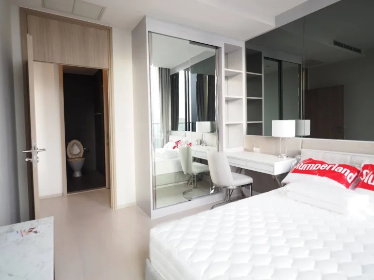 เช่าด่วน ห้องสวยใหม่กิ๊ก แบบ 2 ห้องนอน ที่ คอนโด Noble เพลินจิต For Rent A Brand New and Nicely Decor 2 Bed Unit at Noble Ploenchit