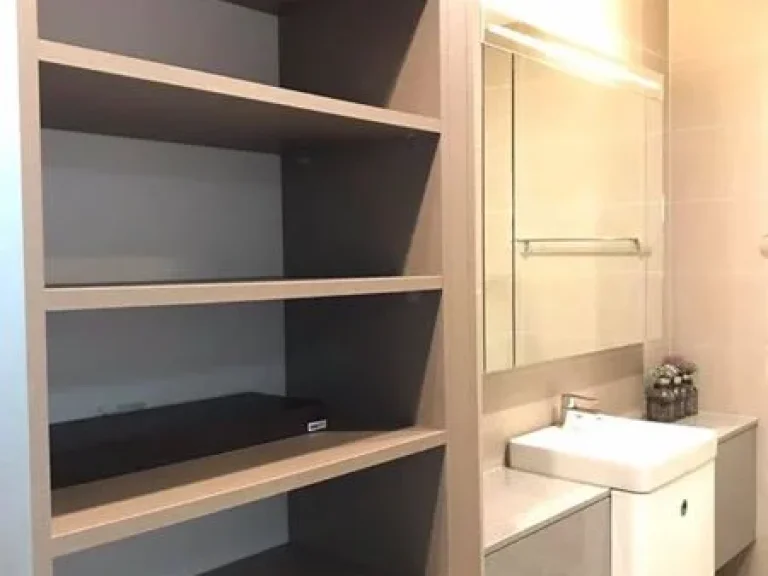 For rent Noble Ploenchit Condo Ready to move in 47 sqm