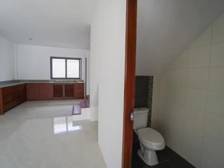 SALE TOWNHOUSE TOWN HOME 2-STOREY LOCATION BAN SAKAT TALING NGAM KOH SAMUI