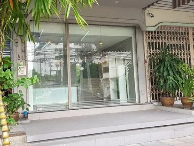 OFR00190Office For Rent อาคารพาณิชย์ ชั้นล่าง ลาดพร้าว-วังหิน 18000THBMonth