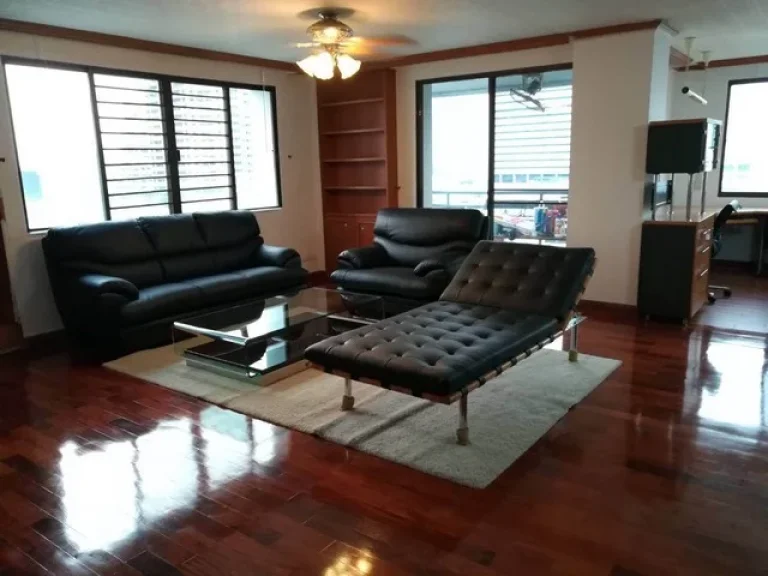 Condo for rent Pearl Garden Condominium in CBD Silom soi 3 Size 160 sqm 2 bedroom 3 bathroom