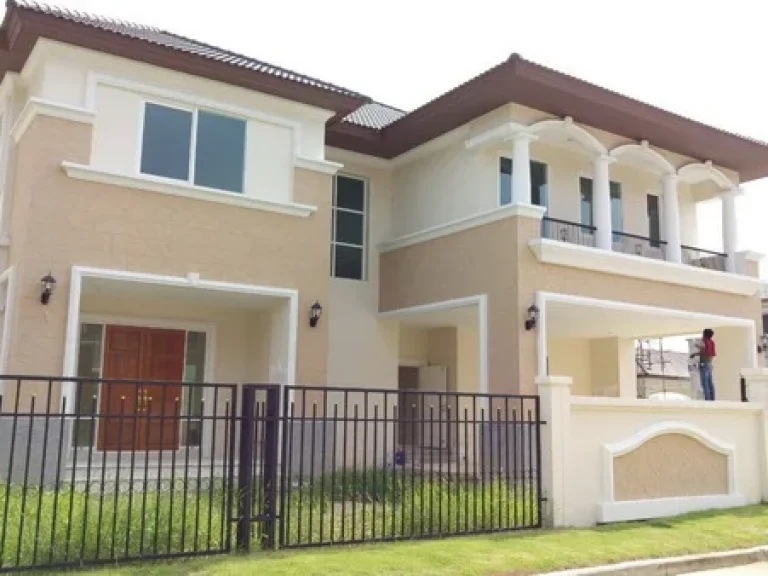 เช่า FOR RENT ENRICH PARK PINKLAO 5 beds 4 baths 115 Sqw50000 UNFURNISHED NEAR PASEO MALL