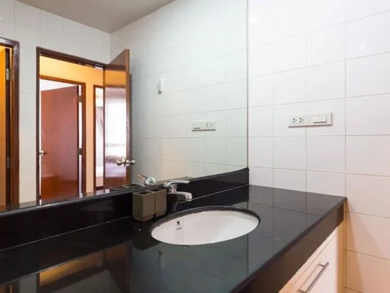 For Rent Elephant Tower 1 Km MRT Phahonyothin Have Washing Machine 2 Bed