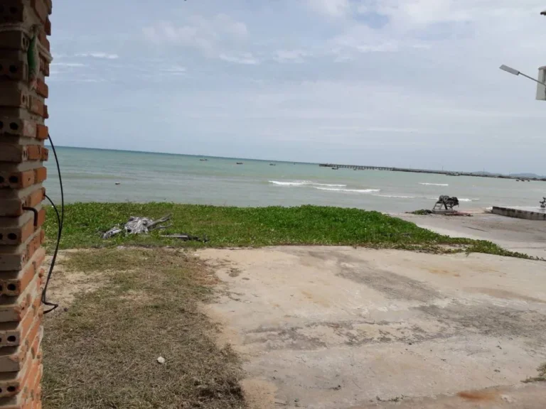 ขายที่ดินติดชายหาด ใกล้สนามบินอู่ตะเภา อำเภอบ้านฉาง จังหวัดระยอง