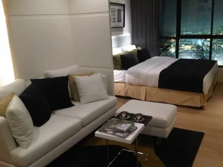 For Rent Urbano Absolute Sathon-Taksin Studio 30sqm 15000THB Near BTS Krung Thon Buri