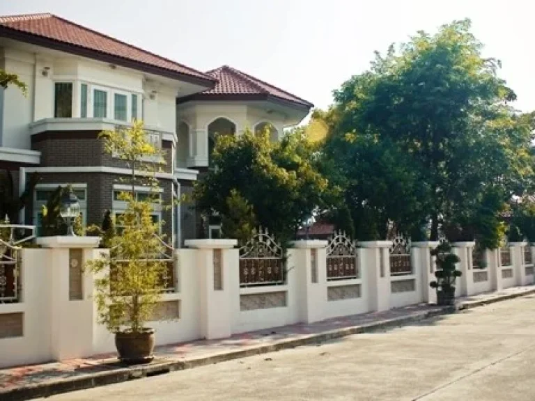 Code5304 SALE Luxury House ขายบ้านเดี่ยว 2 ชั้นพร้อมสระว่ายน้ำส่วนตัว หมู่บ้าน De Ville ศรีนครินทร์