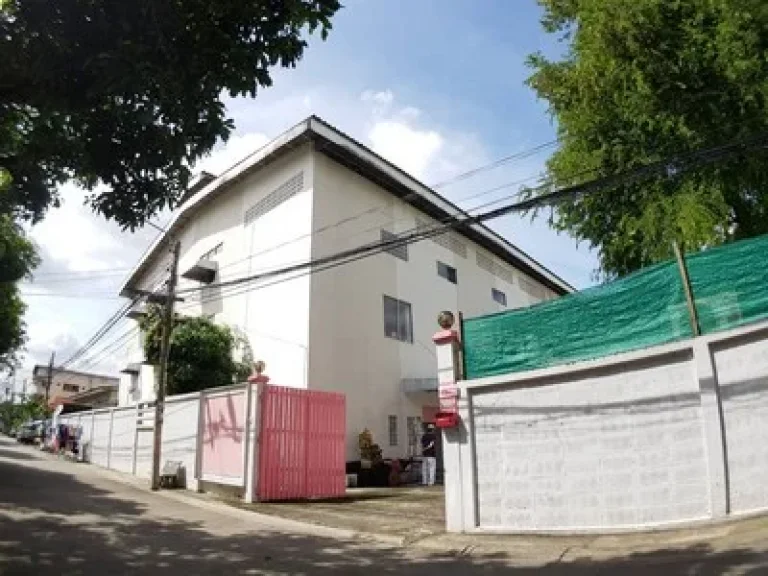 Prime Location Warehouse for rent 2 storey behind the Mall Ngamwongwan 1000 Sqm