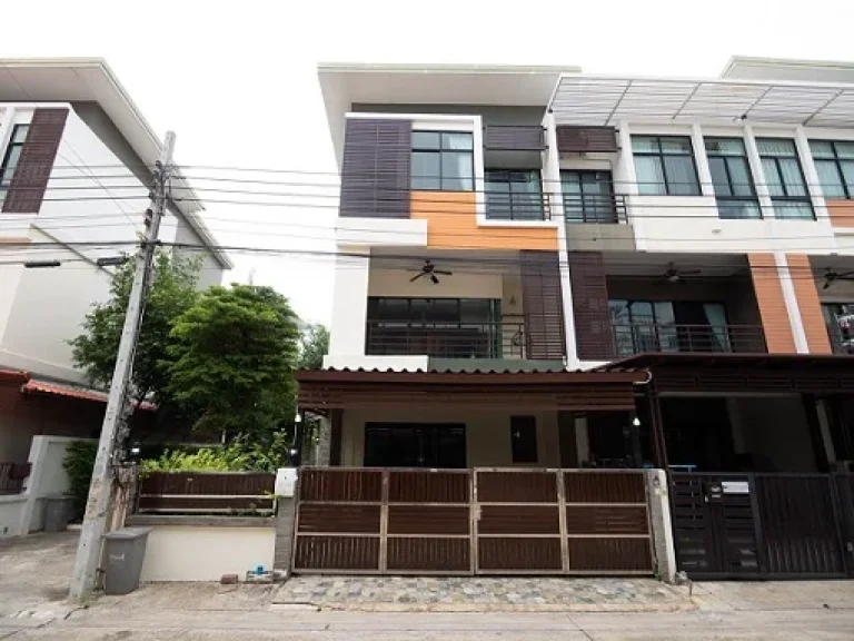 ขายด่วน ราคาถูกมาก Townhome ซิกเนเจอร์ กัลปพฤกษ์ SIXNATURE KALPAPRUEK บ้านหลังมุม