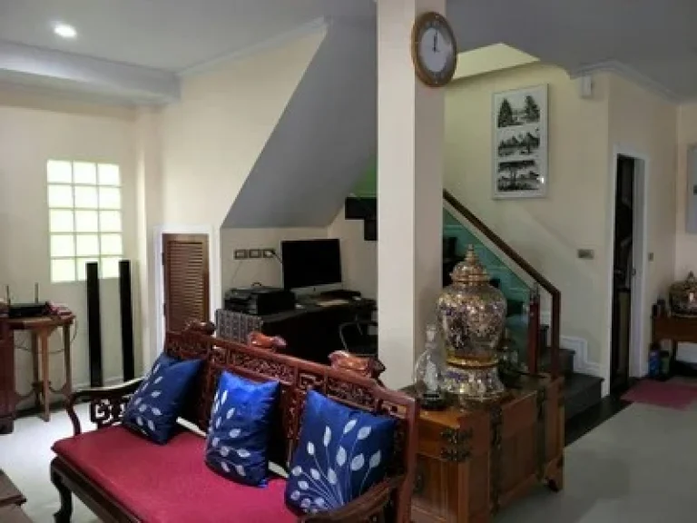 for sale single house Ramindra 8 Soi Khubon 23 genuine teak wood With swimming pool Near Fashion Island