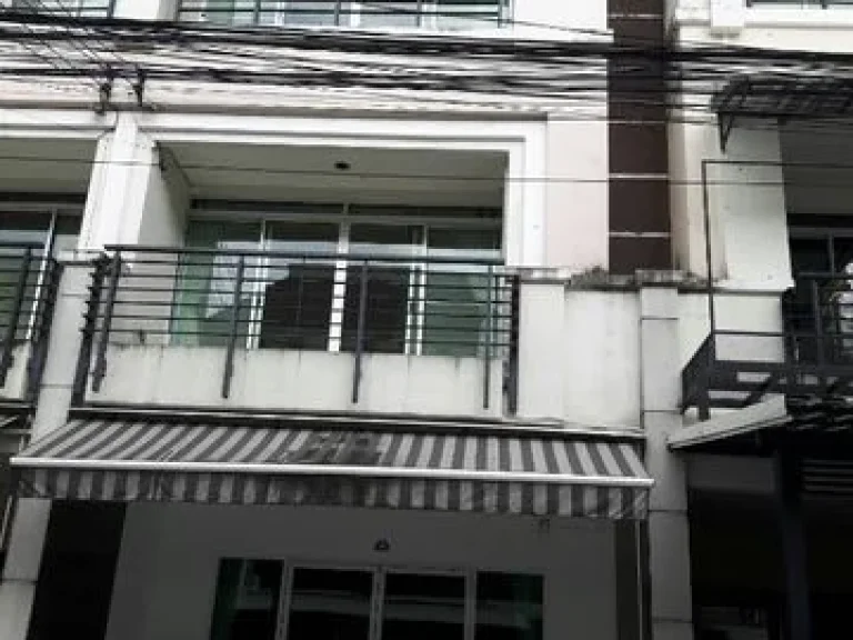 HR00591Townhome For Rent บ้านกลางเมือง ลาดพร้าว-วังหิน 28000THBMonth