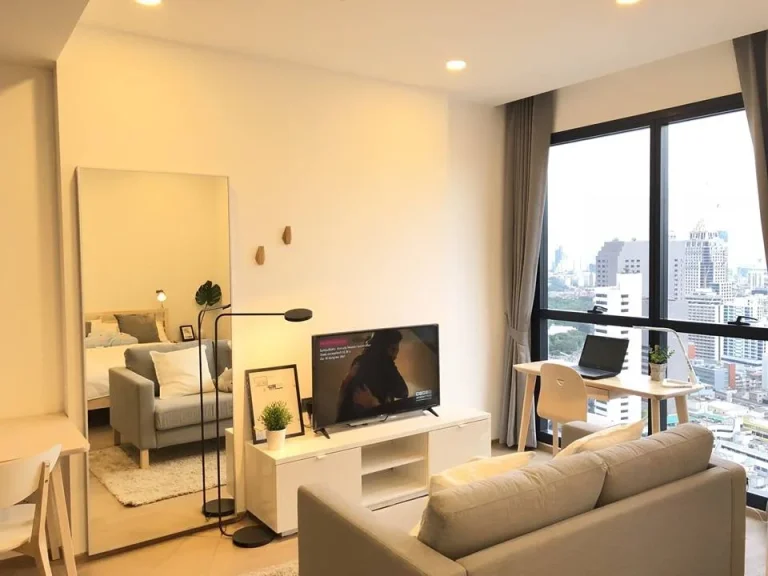 For Rent Condo Ashton Chula-Silom 1Br1Ba 29500 Bath MRT Sam Yan