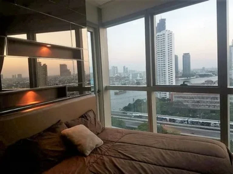 For Rent The River 76 sqm2BR 52000 THB Near BTS Krung Thon Buri Very nice room View River