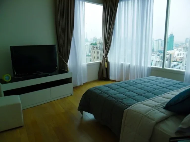 ขายพร้อมผู้เช่า 39 By Sansiri 29th Floor 82 sqmeters fully-furnished