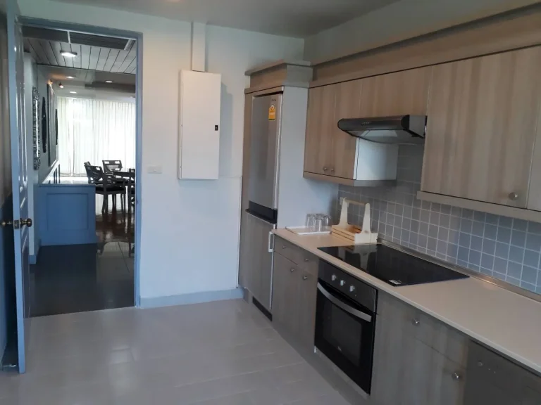 For rent Polo Park Condo 3br2ba MRT Lumpini Station 85000 Baht