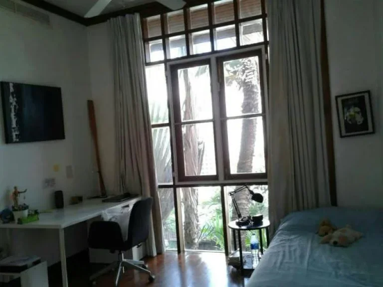 House for rent Sukhumvit Soi 23 Bali style 6 bedrooms a swimming pool a sauna room a garden